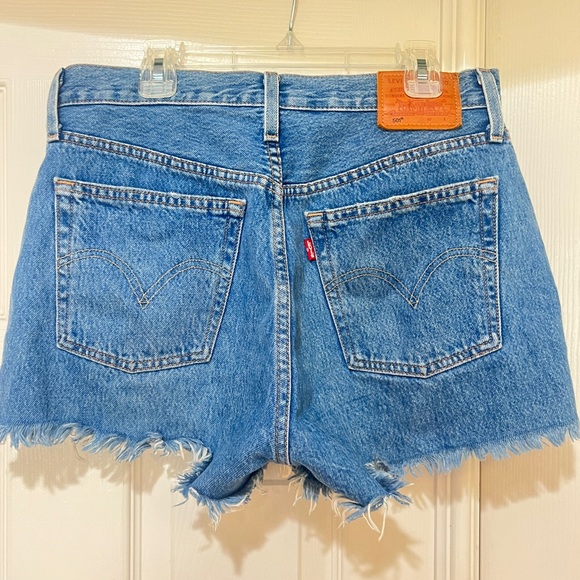 LEVI'S 501‎ High Rise Shorts Womens Size 26 Cutoff Denim Blue Distressed Cotton - Picture 4 of 10